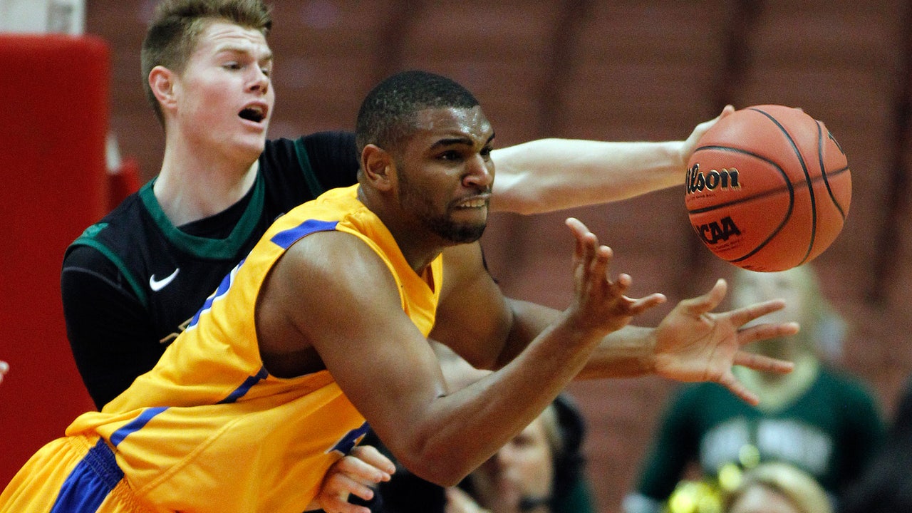 Big West Tournament: UCSB stunned; LBSU defeats CSUF in first round